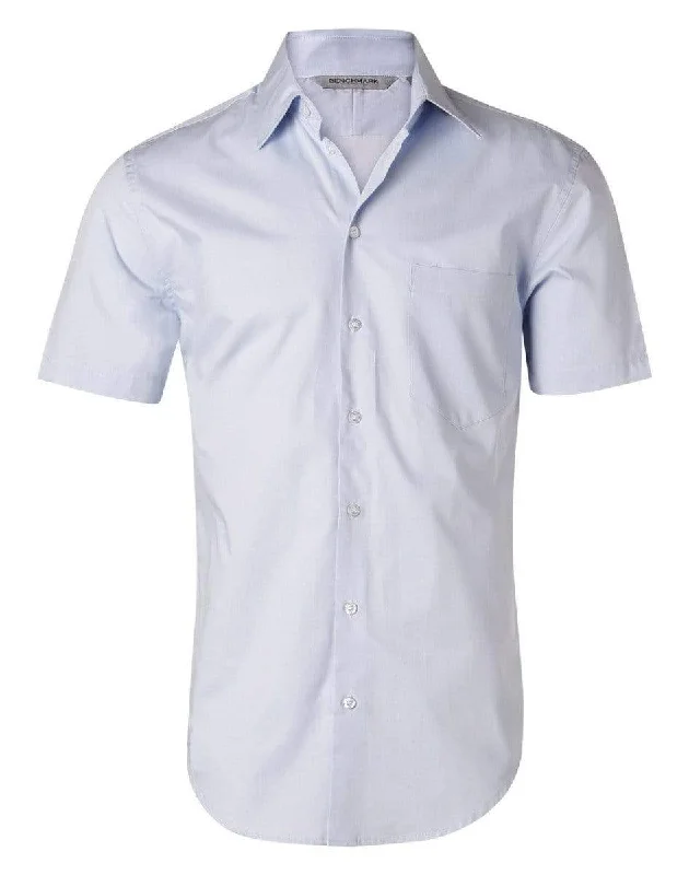 BENCHMARK Men's Fine Twill Short Sleeve Shirt M7030S