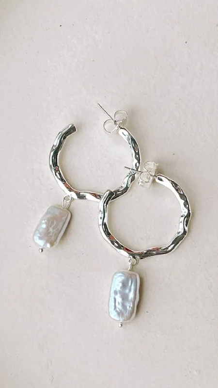 Beaten Metal Pearl Drop Hoops - Silver/Cream