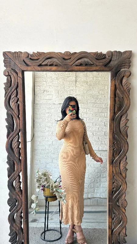 Thrifted dress 42-44 bust/l:46